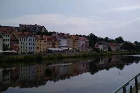 Romantikappartement Fuer Zwei Mit Balkon Zur Neisse *